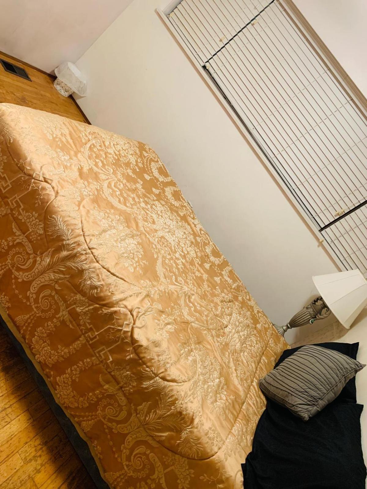 Cosy Romantic Stay In Surrey- Walking Distance From Guildford Town Centre Екстериор снимка